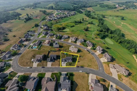 856 Golfview Avenue Zumbrota MN 55992