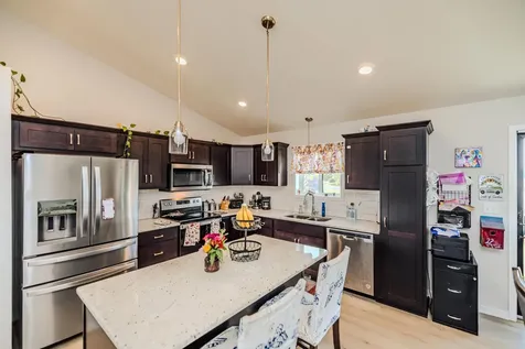 856 Golfview Avenue Zumbrota MN 55992