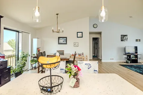 856 Golfview Avenue Zumbrota MN 55992