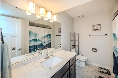 856 Golfview Avenue Zumbrota MN 55992