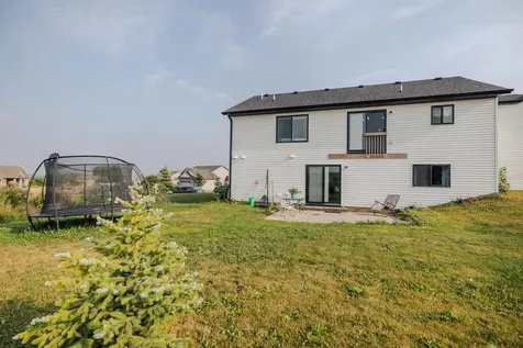 856 Golfview Avenue Zumbrota MN 55992