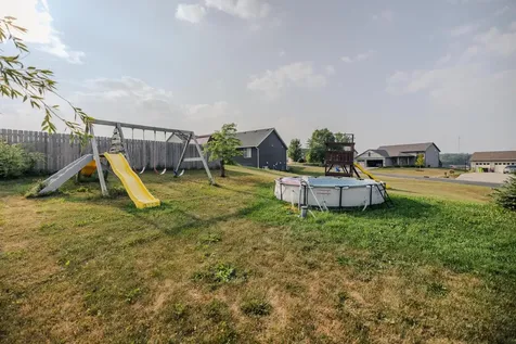 856 Golfview Avenue Zumbrota MN 55992