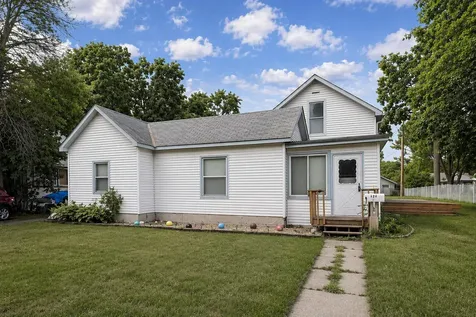626 6th Street W Hastings MN 55033