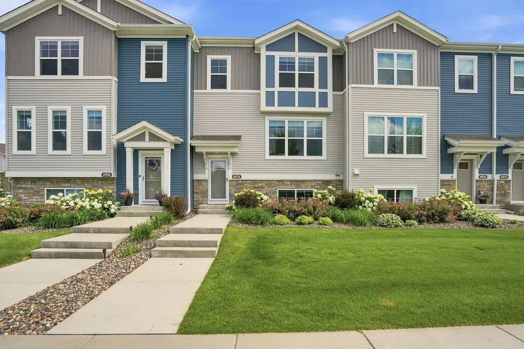 6924 Huckleberry Drive Excelsior MN 55331