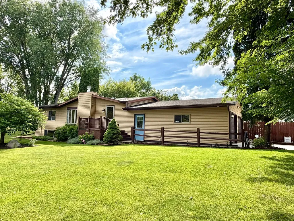 2326 Hallquist Avenue Red Wing MN 55066