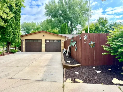 2326 Hallquist Avenue Red Wing MN 55066