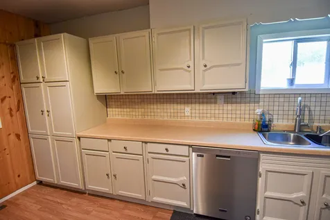 606 Kendall Avenue S Thief River Falls MN 56701