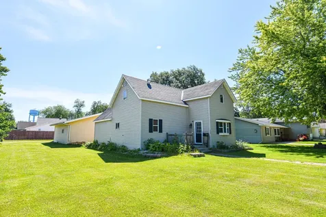 606 Kendall Avenue S Thief River Falls MN 56701