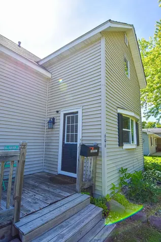 606 Kendall Avenue S Thief River Falls MN 56701