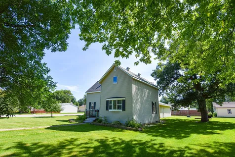 606 Kendall Avenue S Thief River Falls MN 56701