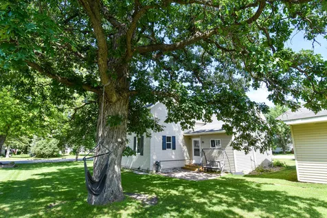 606 Kendall Avenue S Thief River Falls MN 56701