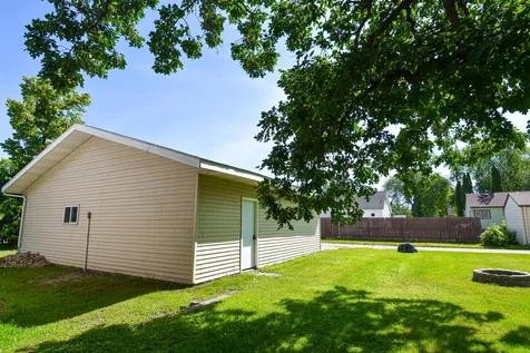 606 Kendall Avenue S Thief River Falls MN 56701