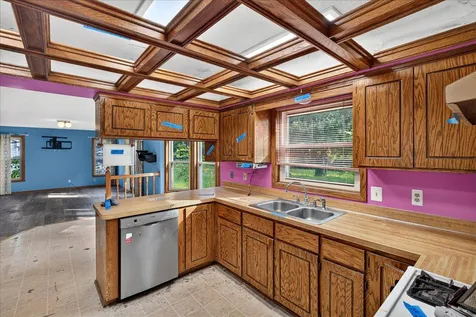 9720 Oliver Avenue N Brooklyn Park MN 55444