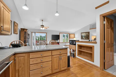 810 7th Avenue SW Pine Island MN 55963