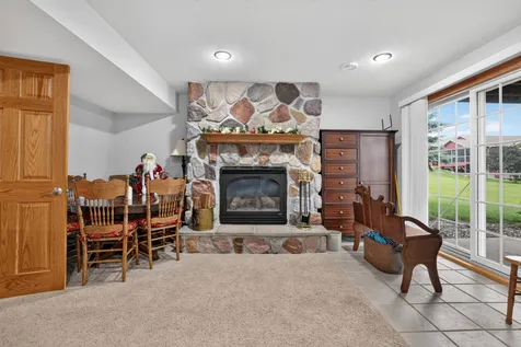810 7th Avenue SW Pine Island MN 55963