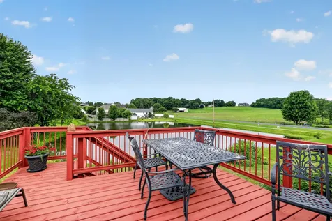 810 7th Avenue SW Pine Island MN 55963