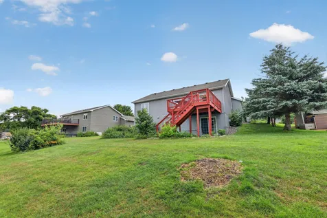 810 7th Avenue SW Pine Island MN 55963