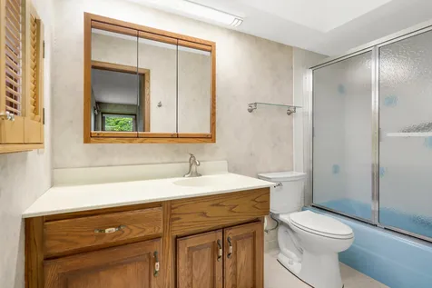 2878 Meadowlark Lane Maplewood MN 55109