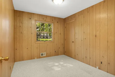 2878 Meadowlark Lane Maplewood MN 55109