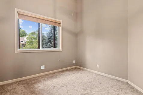 8417 Ashford Road Woodbury MN 55125