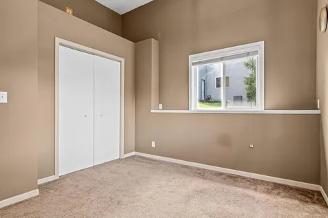 8417 Ashford Road Woodbury MN 55125