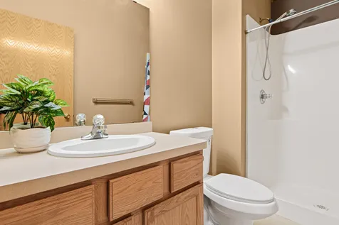 8417 Ashford Road Woodbury MN 55125