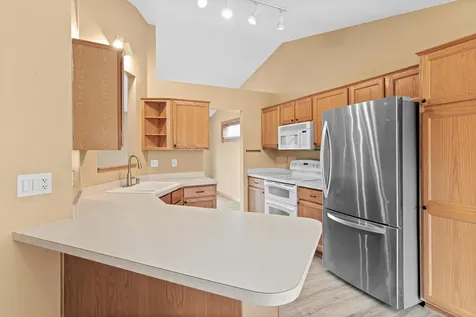 8417 Ashford Road Woodbury MN 55125