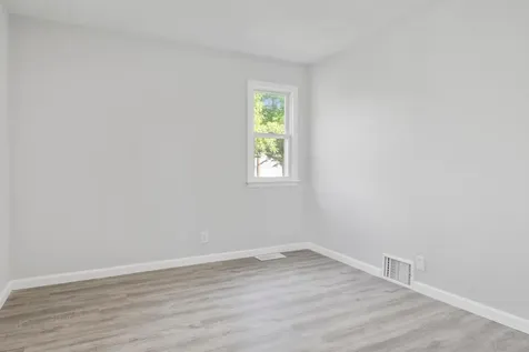 5136 Colfax Avenue N Minneapolis MN 55430
