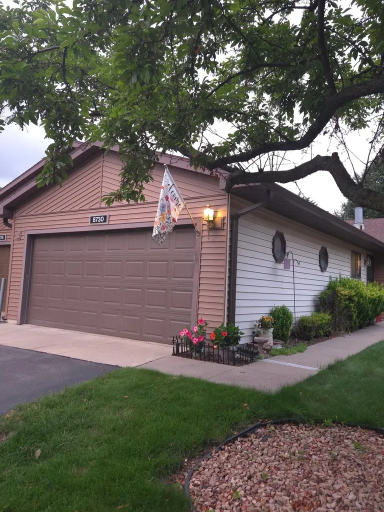 8730 134th Street W Apple Valley MN 55124