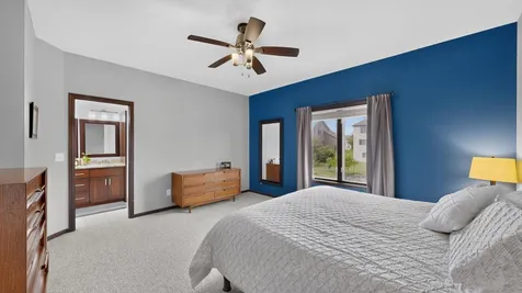 3413 Stonehedge Drive NE Rochester MN 55906