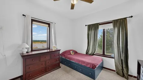 3413 Stonehedge Drive NE Rochester MN 55906