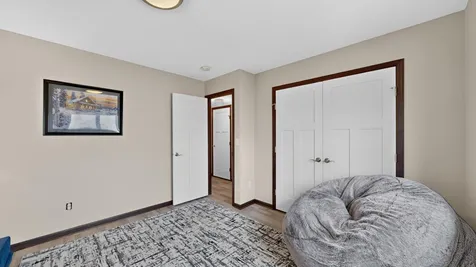 3413 Stonehedge Drive NE Rochester MN 55906