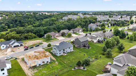 3413 Stonehedge Drive NE Rochester MN 55906