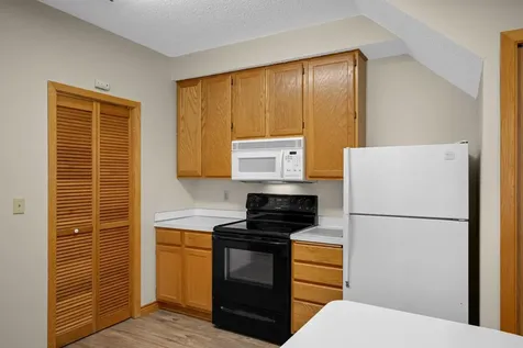 8775 Branson Drive Inver Grove Heights MN 55076