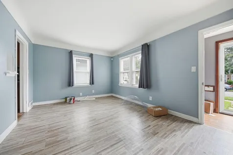 1828 Bush Avenue E Saint Paul MN 55119