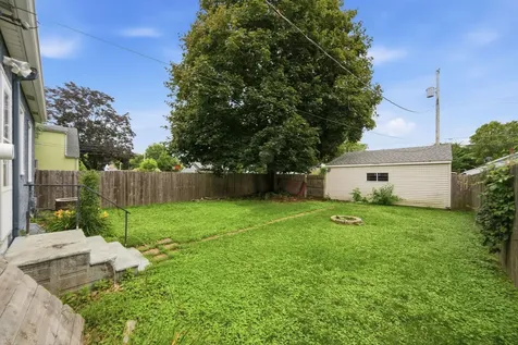 1828 Bush Avenue E Saint Paul MN 55119