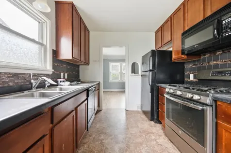 1828 Bush Avenue E Saint Paul MN 55119