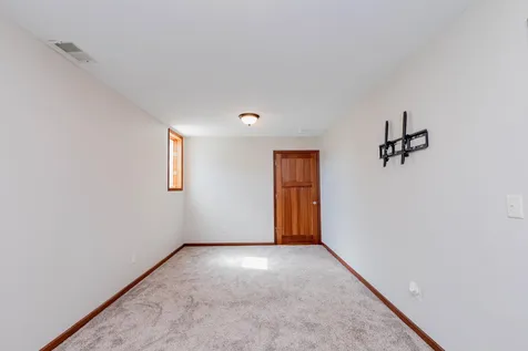 1105 Broadway Street Lisbon ND 58054