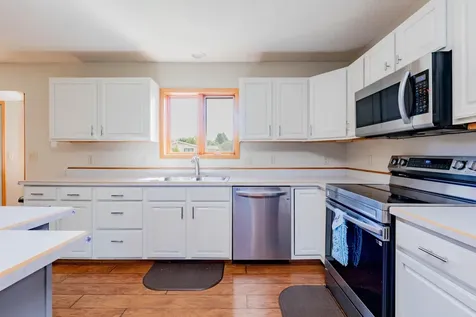 1105 Broadway Street Lisbon ND 58054