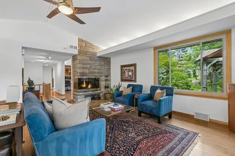 5020 Colonial Drive Golden Valley MN 55416