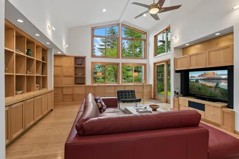 5020 Colonial Drive Golden Valley MN 55416