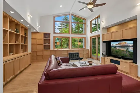 5020 Colonial Drive Golden Valley MN 55416