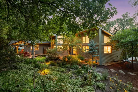 5020 Colonial Drive Golden Valley MN 55416