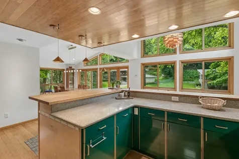 5020 Colonial Drive Golden Valley MN 55416