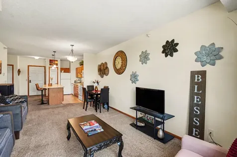 1776 Maryland Avenue E Saint Paul MN 55106