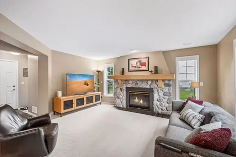 9429 Tyne Lane Inver Grove Heights MN 55077
