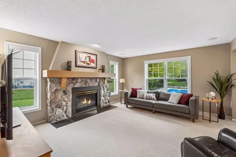 9429 Tyne Lane Inver Grove Heights MN 55077