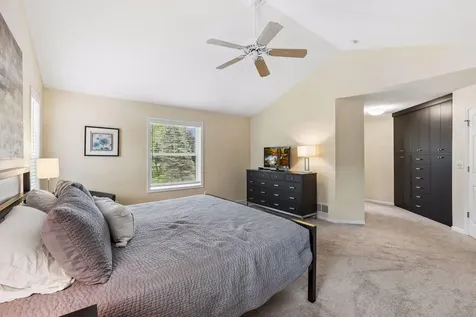 9429 Tyne Lane Inver Grove Heights MN 55077