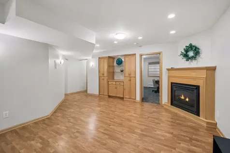 9429 Tyne Lane Inver Grove Heights MN 55077