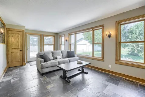 9815 Pioneer Trail Loretto MN 55357